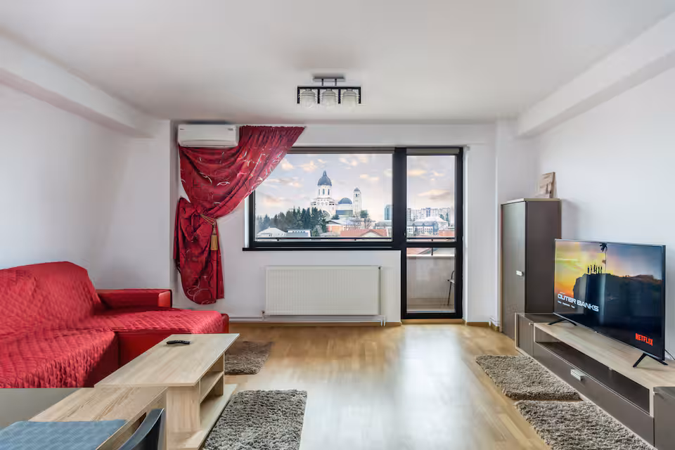 Apartamentul Red în Bacău — fotografie reală